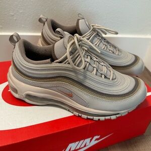 Nike AirMax 97; Cream/Khaki; size men6.5/women 8.